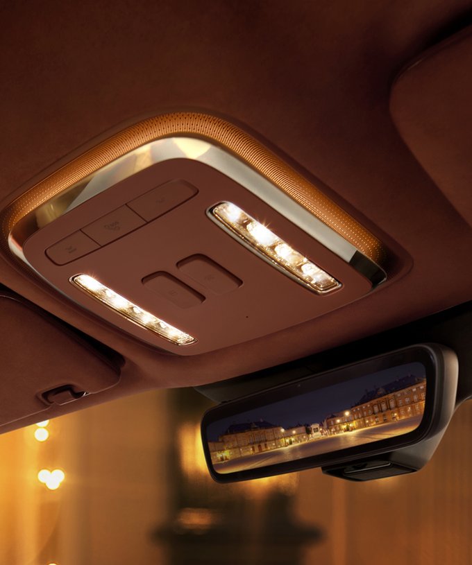 Maextro S800 Floating Ceiling Light
