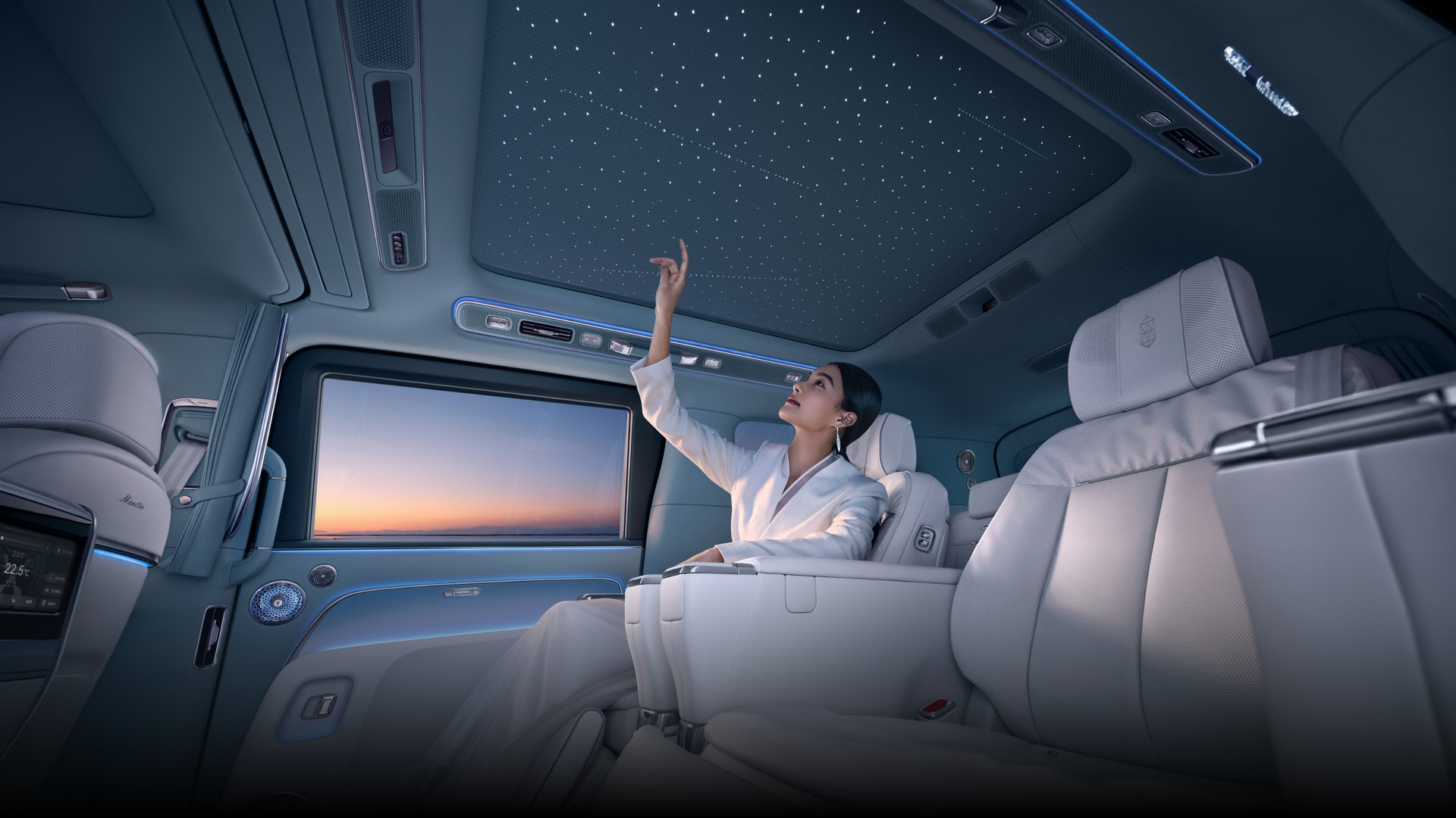 Maextro V800 Scroll Starlight Roof
